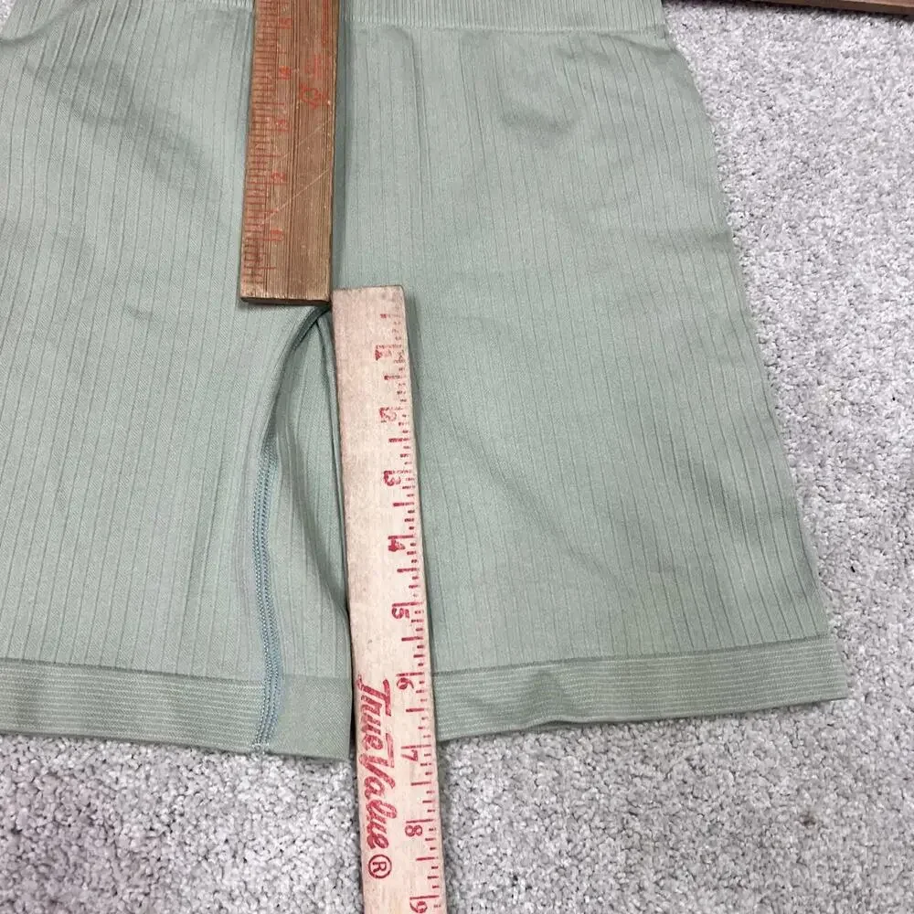 Kimberly C Shorts Biker Women’s Green Pull On Size Small